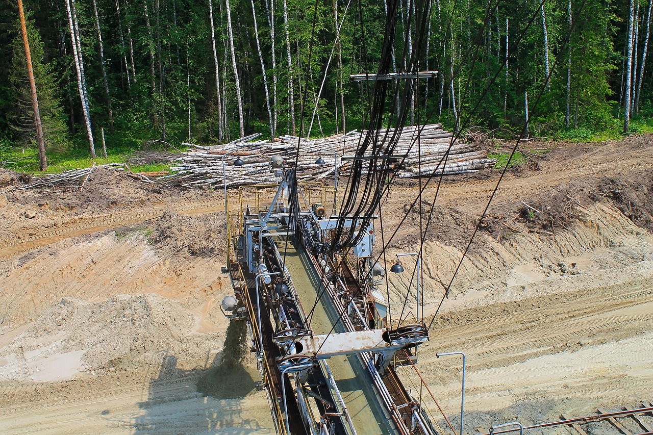 Perbedaan Magang dan Kerja: Apa yang Harus Dipersiapkan - Edisi March 2026