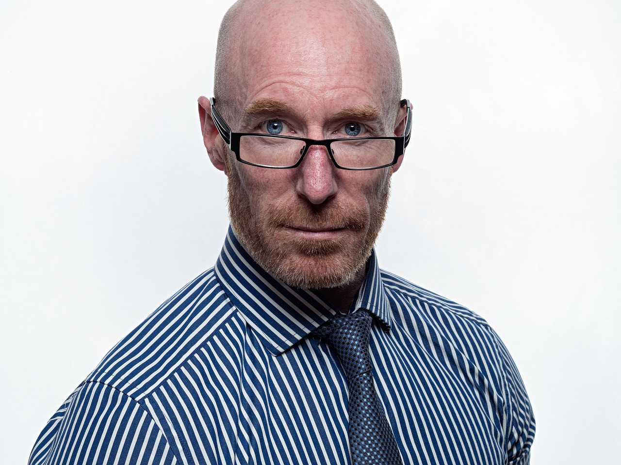 Waspada Penipuan Berkedok Lowongan Kerja untuk Fresh Graduate - Edisi February 2026